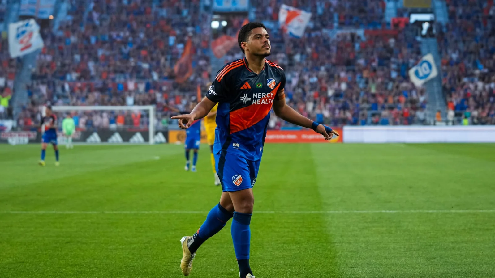 Evander in FC Cincinnati colors during a 2026 MLS match